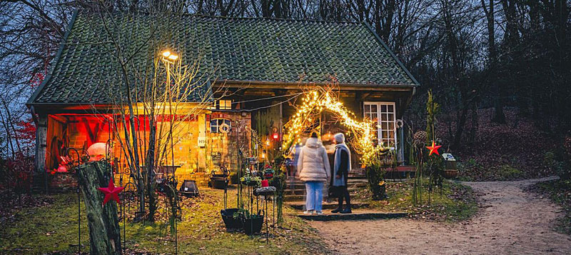 Weihnachtsmarkt am Kiekeberg mit Geschichte(n) und Musik